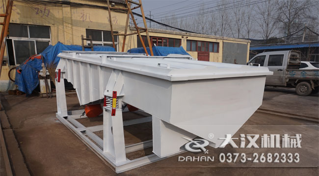 寶珠砂直線振動篩分機(jī) 寶珠砂直線振動篩分機(jī)